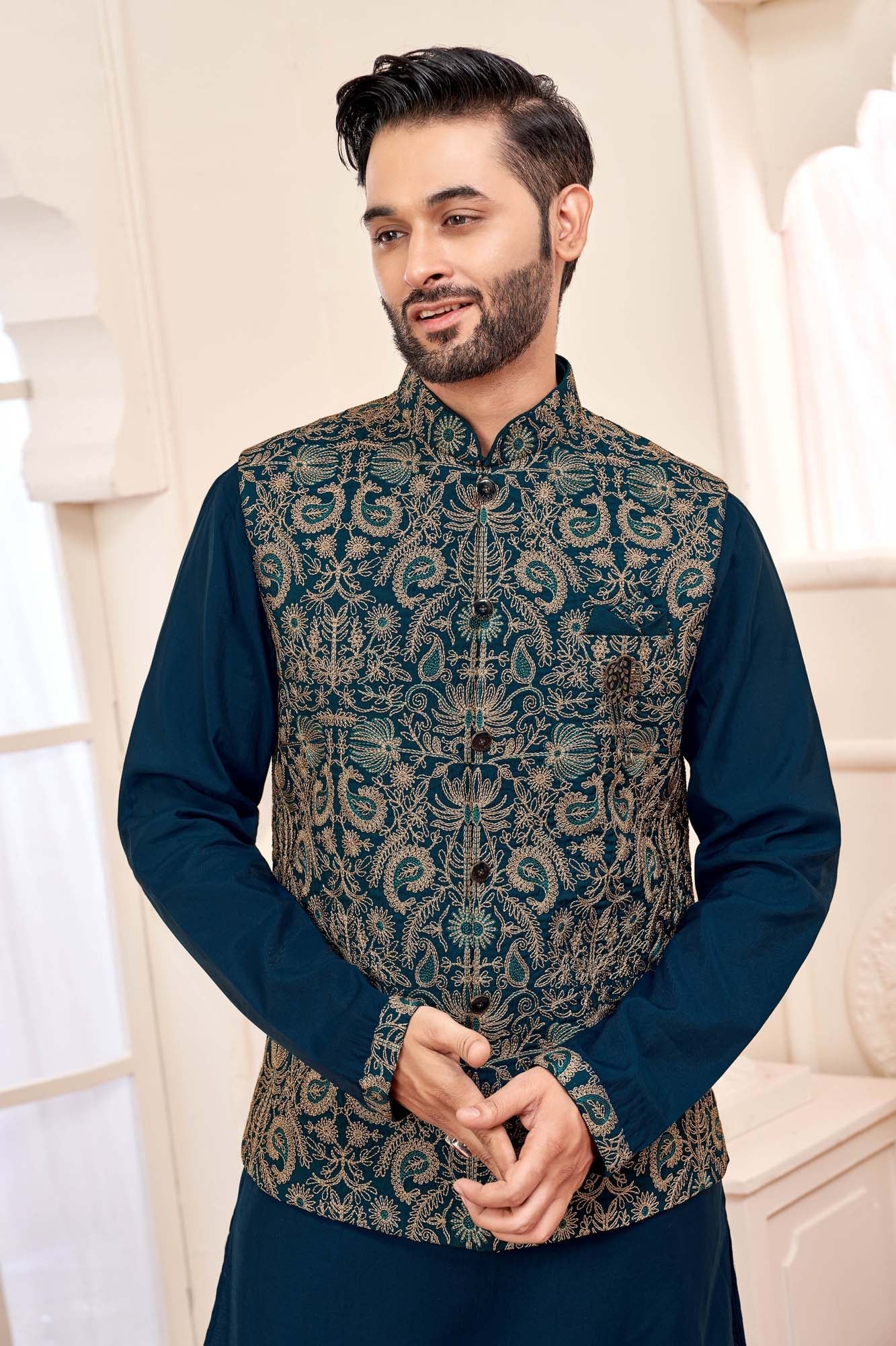 Royal Navy: Ethnic Kurta Set With Gold Embroidered Jacket