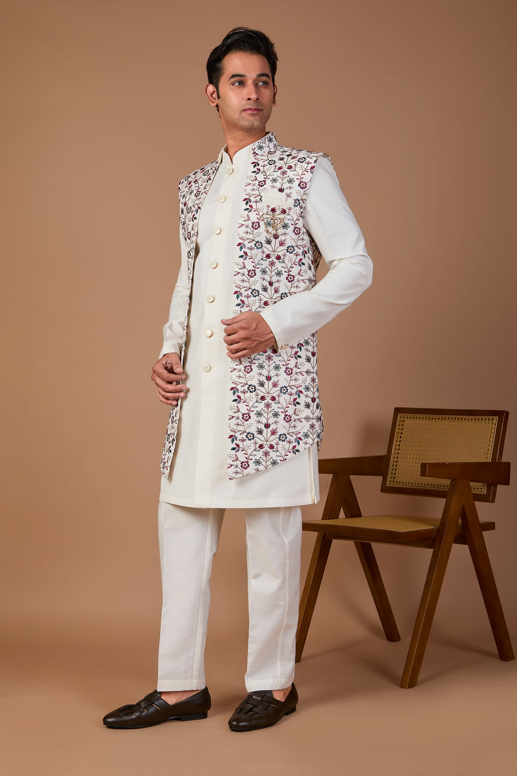 Men’s Off-white Indo-western with Embroidered Work in Raw Silk