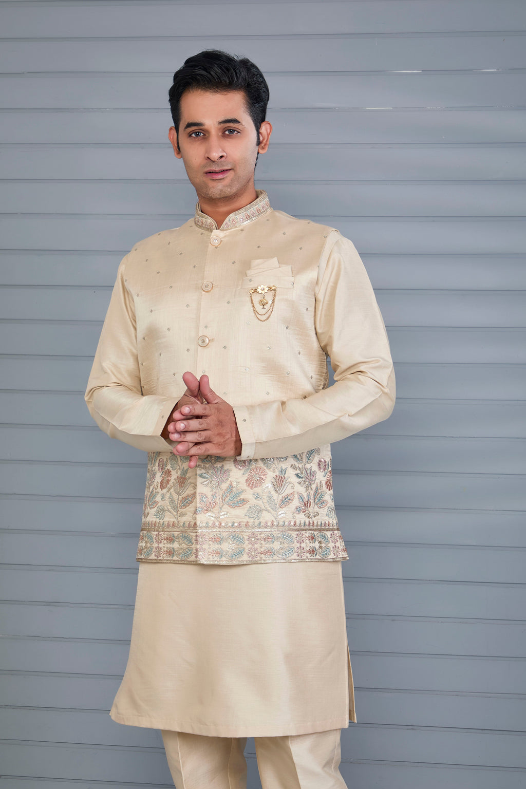 Beige Elegent Men's Kurta Jacket Set for Wedding and Engagement Events