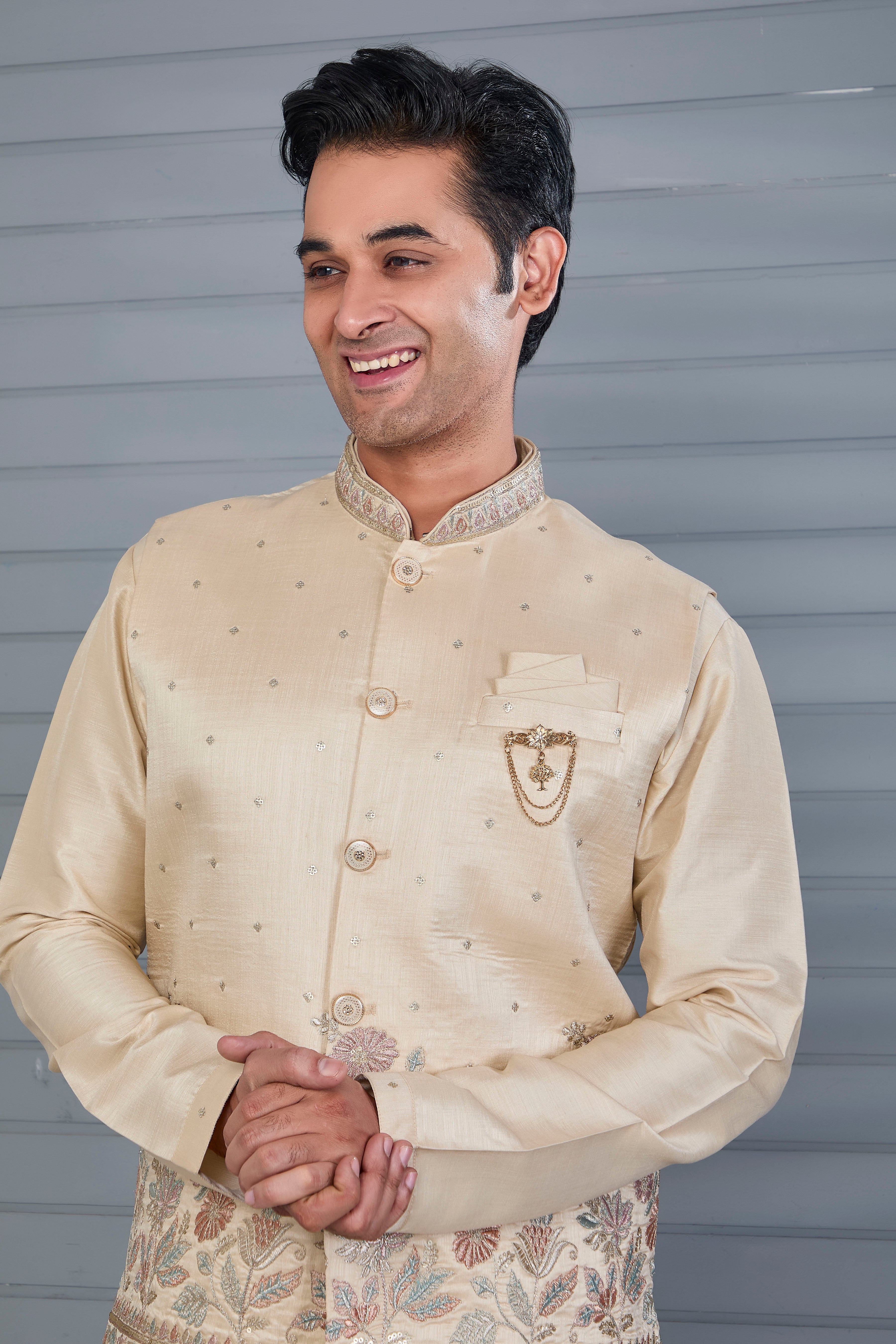 Beige Elegent Men's Kurta Jacket Set for Wedding and Engagement Events