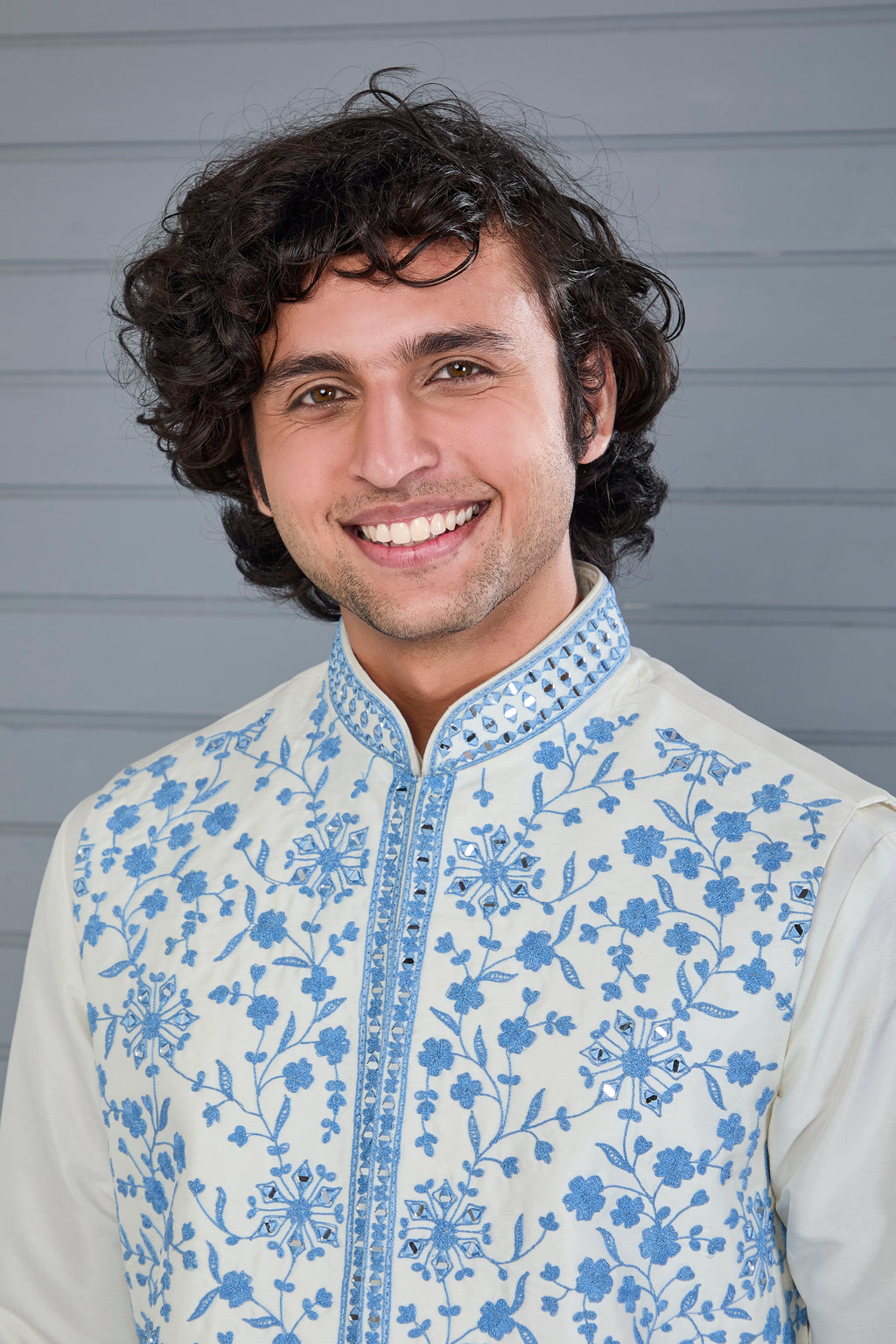 Off-white Men's Kurta Jacket Set with Elegance Embroidery work
