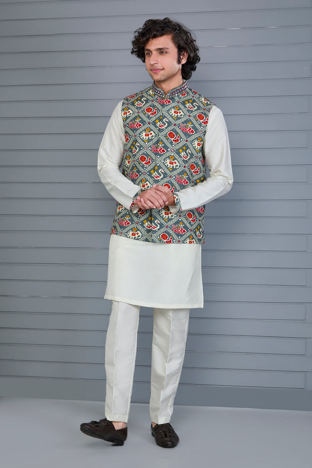 Men’s Printed Kurta Jacket Set in Off white and Grey for Festive