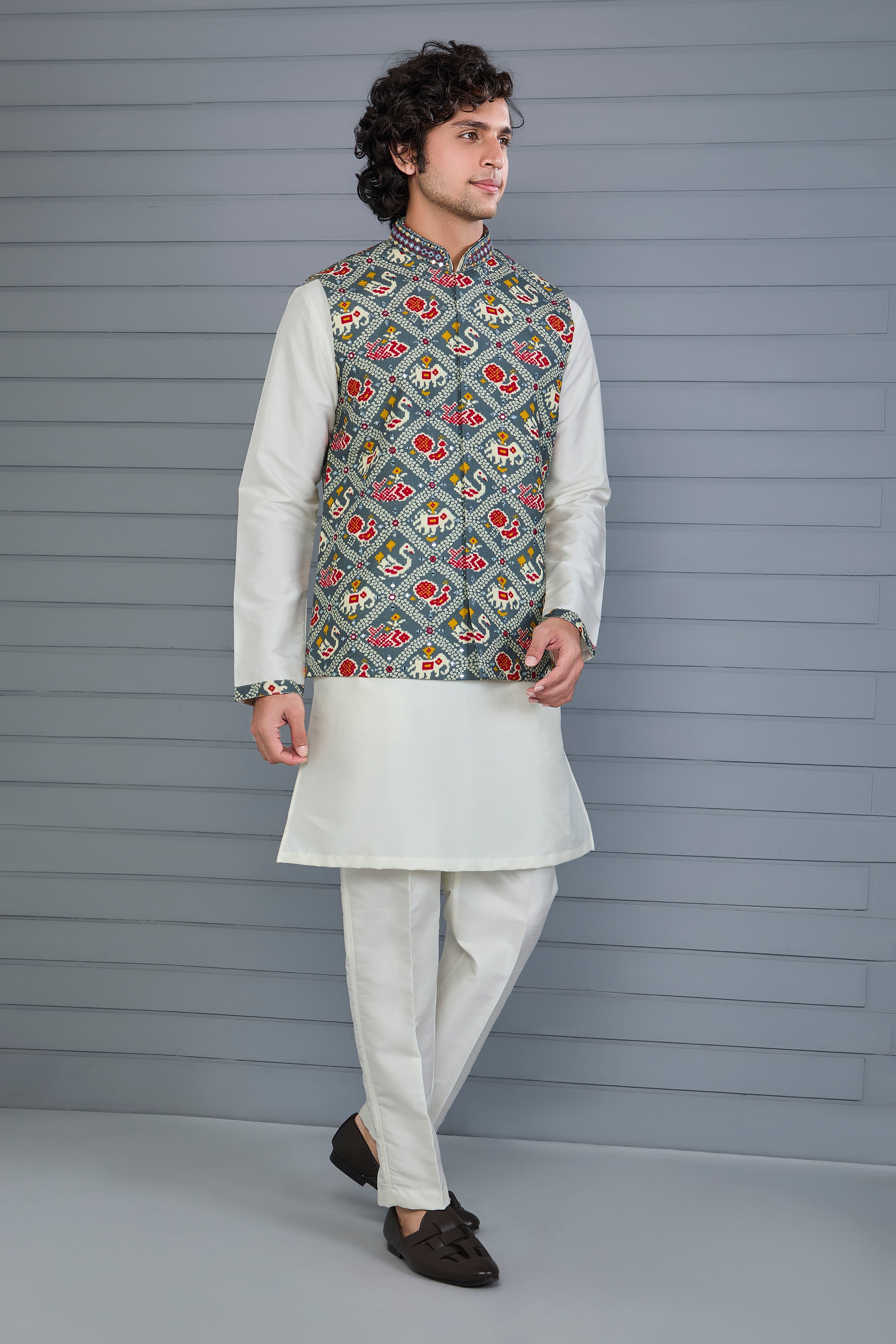 Men’s Printed Kurta Jacket Set in Off white and Grey for Festive